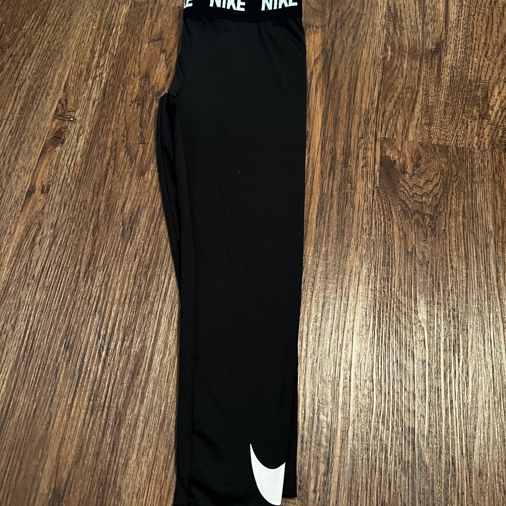 Nike Dri fit leggings size 6